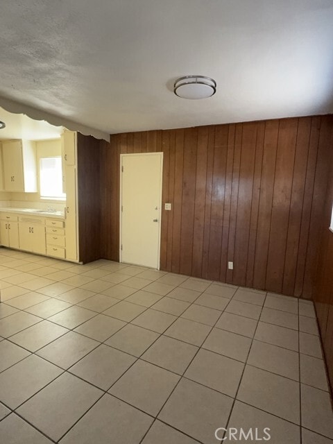 Building Photo - 15221 Redondo Dr