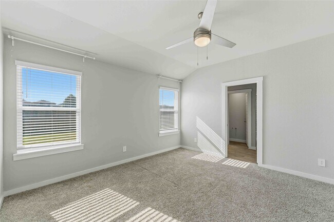 Building Photo - 2914 Gunnersbury Dr