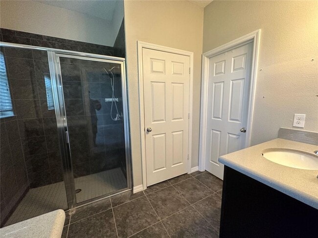 Building Photo - 1448 Cabot Dr