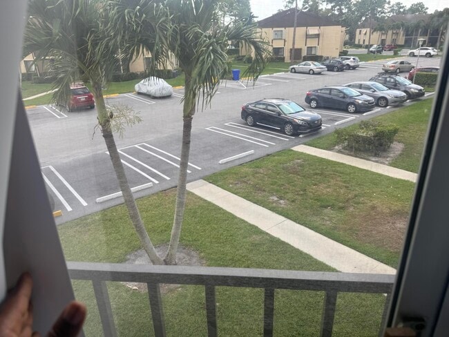 Building Photo - 211 Pine HOV Cir