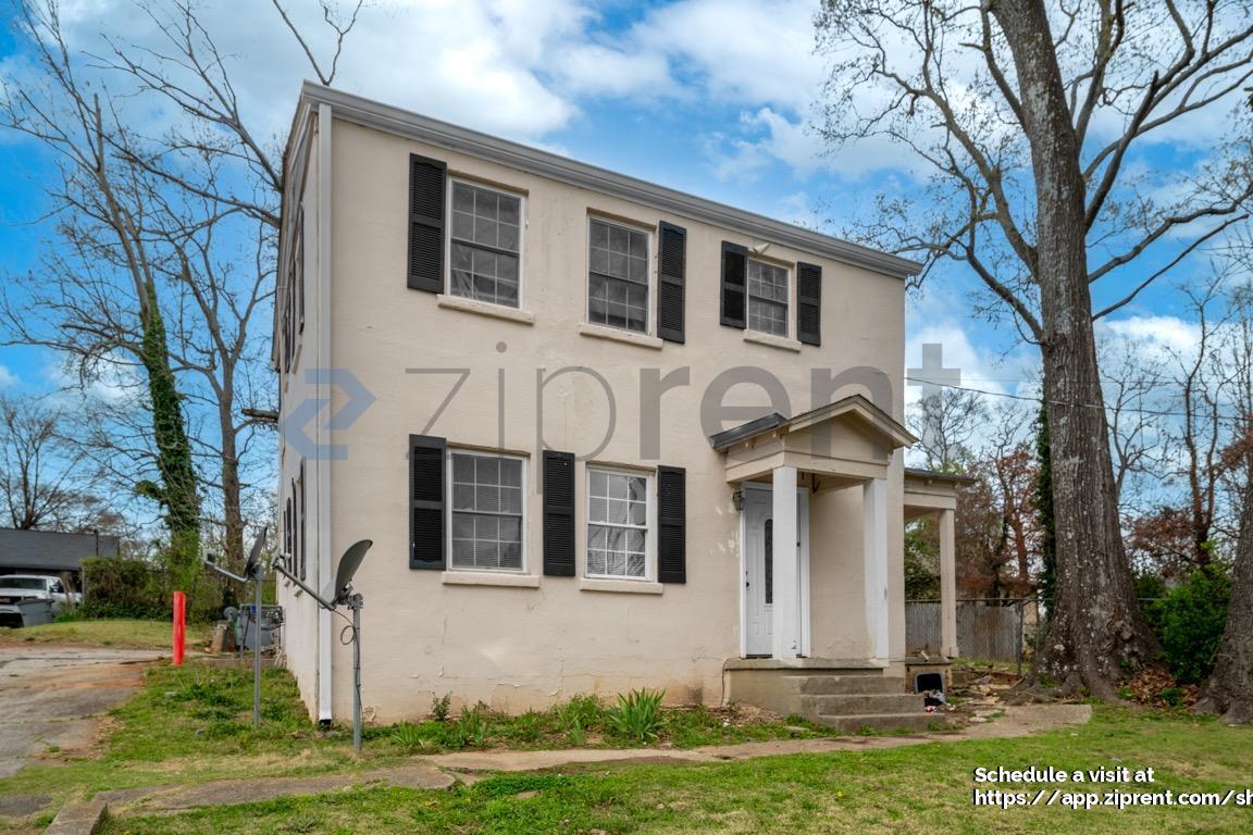 Building Photo - 633 Spring St