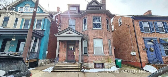Primary Photo - 112 E Broad St