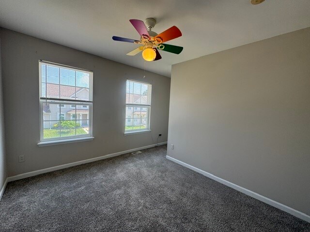 Building Photo - 125 Sophie Ln