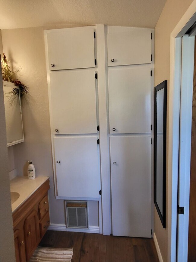 Building Photo - Short to Mid Term Leases - Fully Furnished Doney Park Home, Flexible lease options!