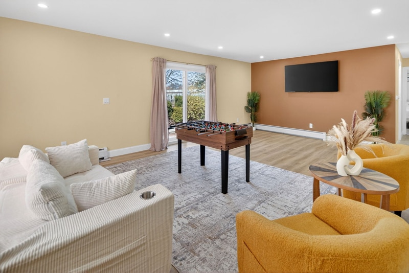 Building Photo - 44 Fullerton St