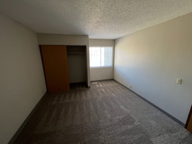 Building Photo - 2569 Nicholas Ct