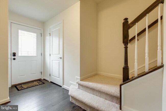 Building Photo - 7231 Winding Hills Dr