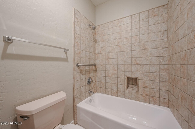 Building Photo - 1710 W Bartlett Way