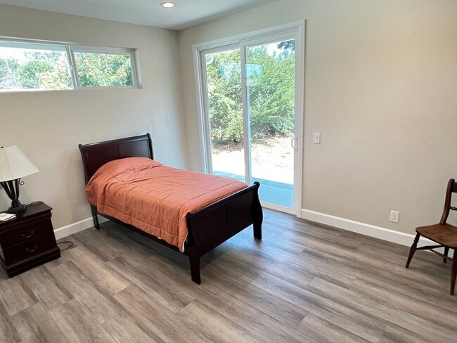 Building Photo - Remodeled North Tustin 4 Bed 3 Bath Ranch Home with Solar!