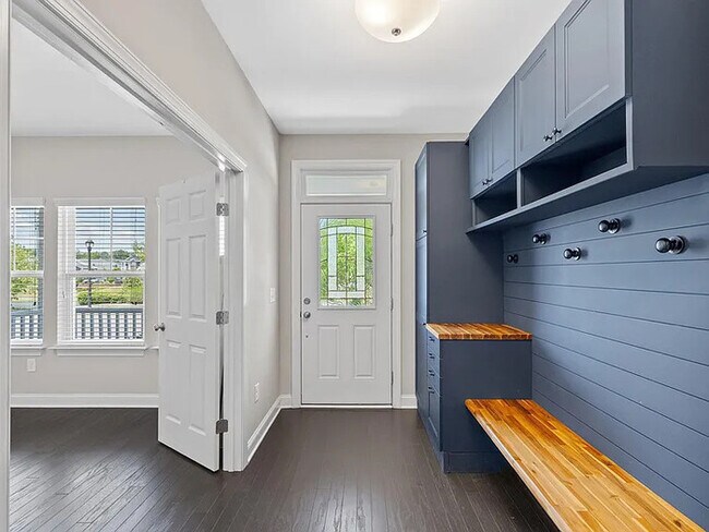 Building Photo - Build Equity Like a Homeowner – Lease to Own