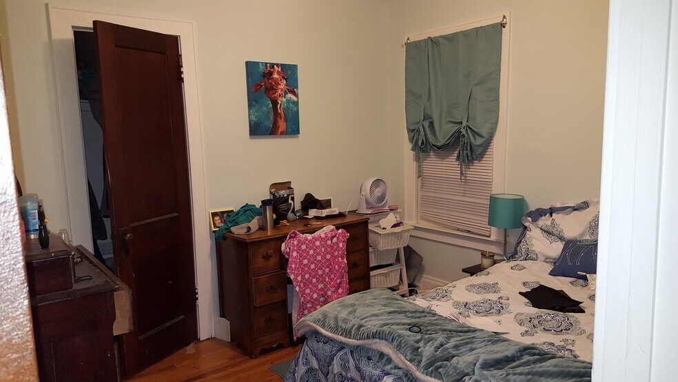 Bedroom 3 - 1221 Packard St