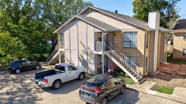 Building Photo - 205 W Trinity St