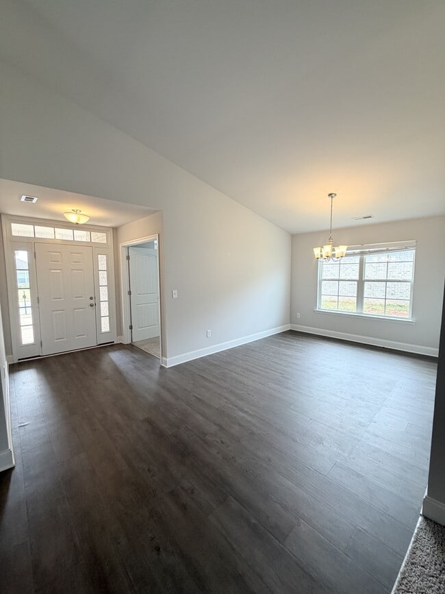 Building Photo - 214 Alonzo Toney Dr