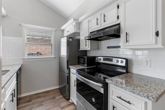 Building Photo - 19215 Cypress Canyon Dr