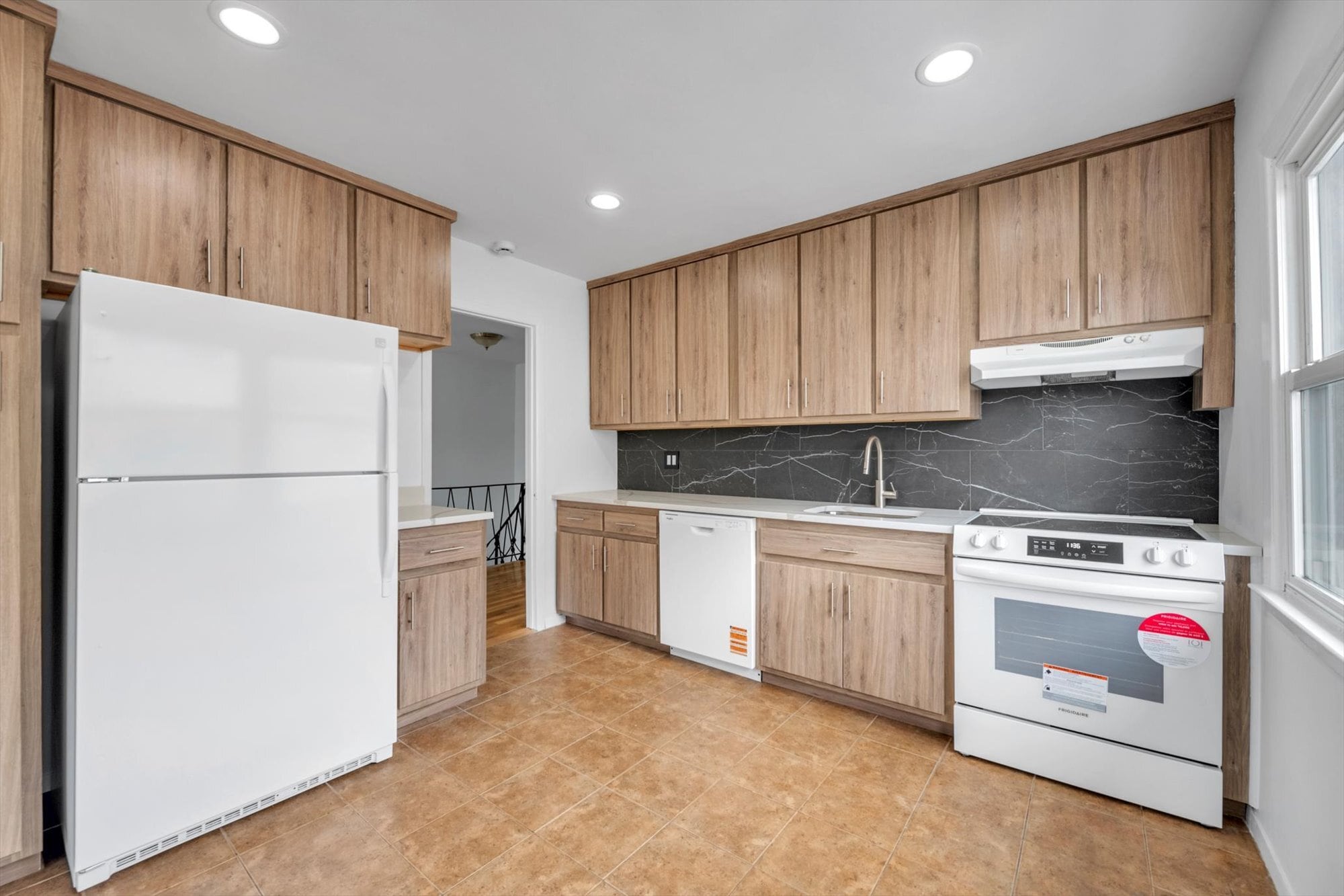Building Photo - 21417 15th Ave
