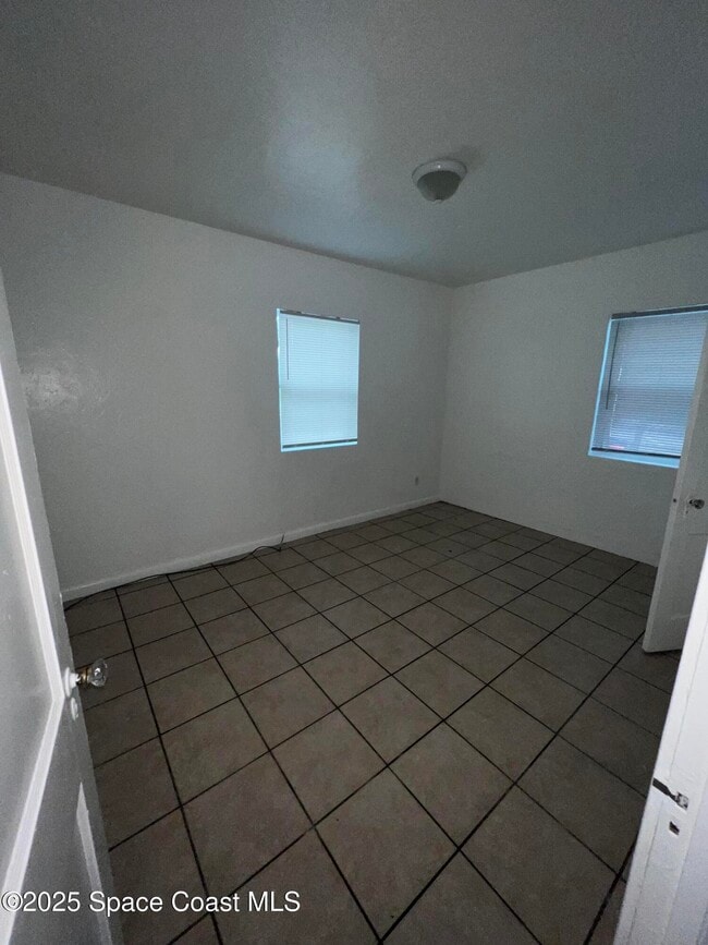 Building Photo - 249 N Orlando Ave