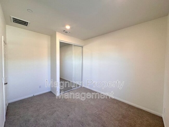 Building Photo - 22691 Hilltopper Wy