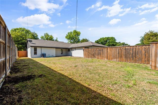 Building Photo - 7741 La Avenida Dr