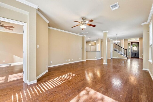 Building Photo - 501 S Meadowlark St