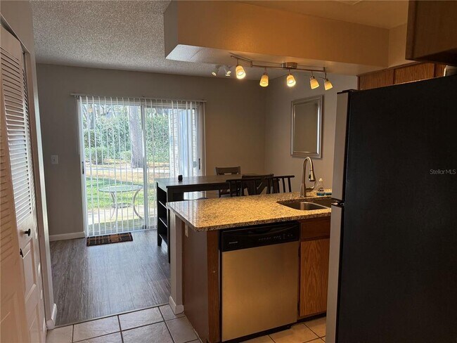 Building Photo - 11316 Grandville Dr