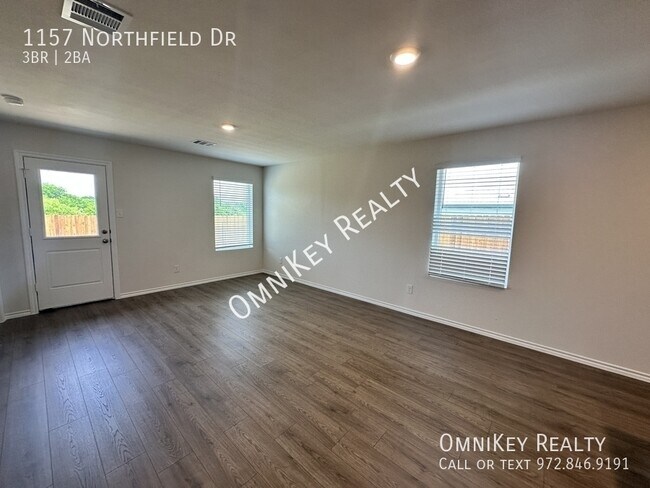 Building Photo - 1157 Northfield Dr