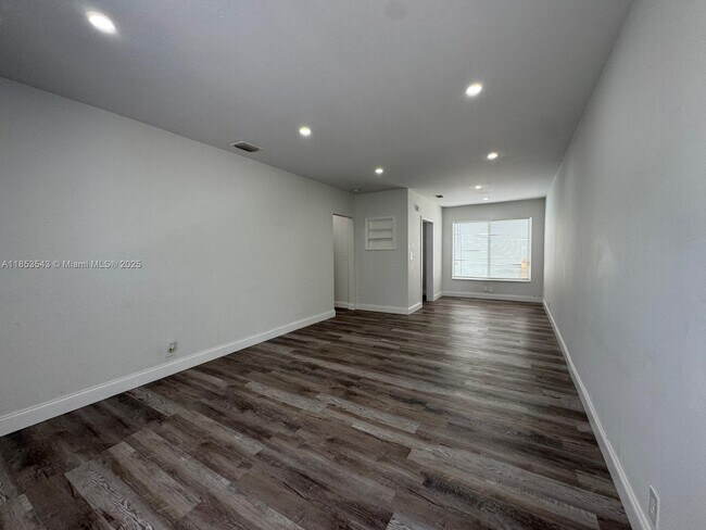 Building Photo - 8201 Abbott Ave