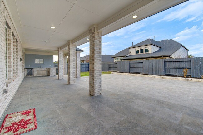 Building Photo - 28918 Woods Rose Ct