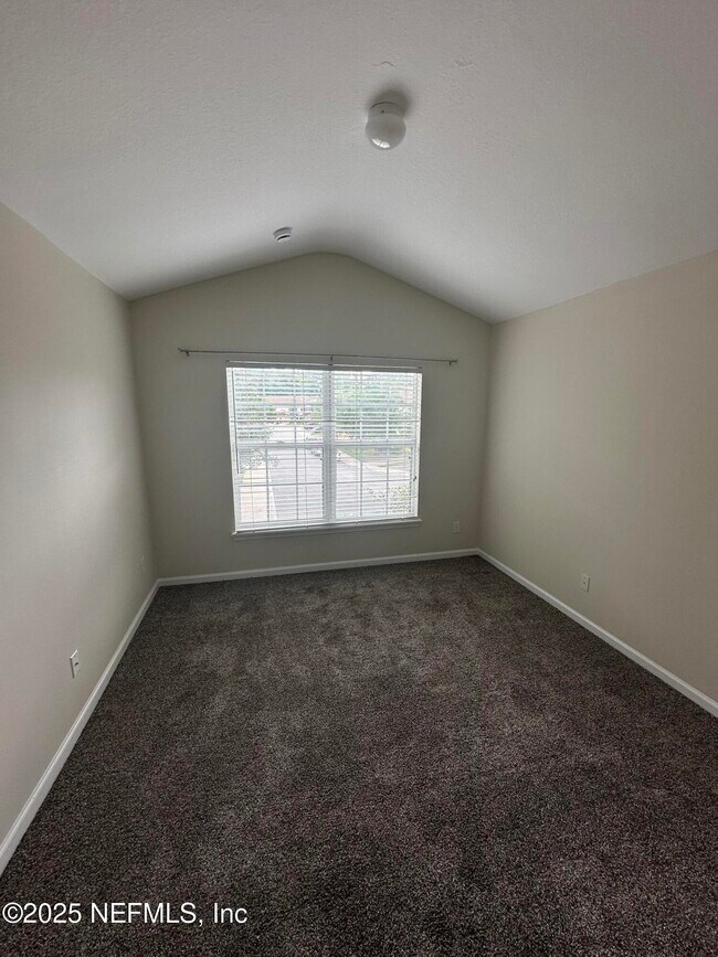 Building Photo - 3104 Hollow Tree Ct