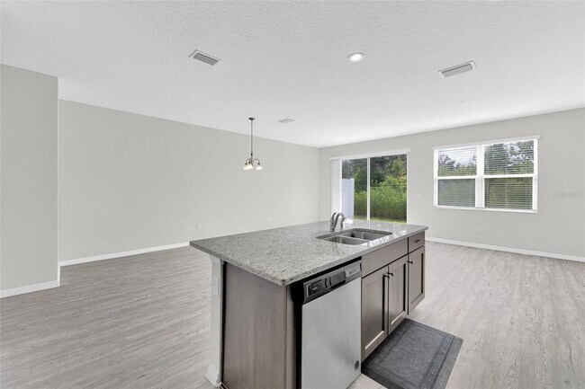 Building Photo - 6321 Tillandsia Pl