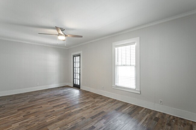 Building Photo - 1420 Hixson Pike