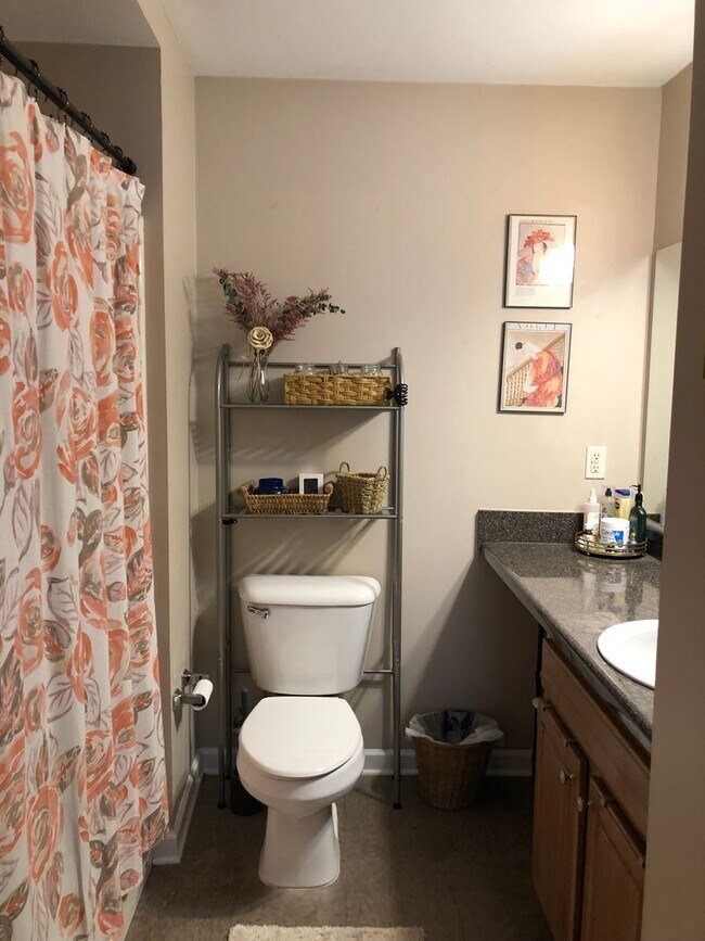 Building Photo - FALL 2026: $3,300/month for ENTIRE UNIT! Great location w/ TWO assigned parking spaces! Move in A...