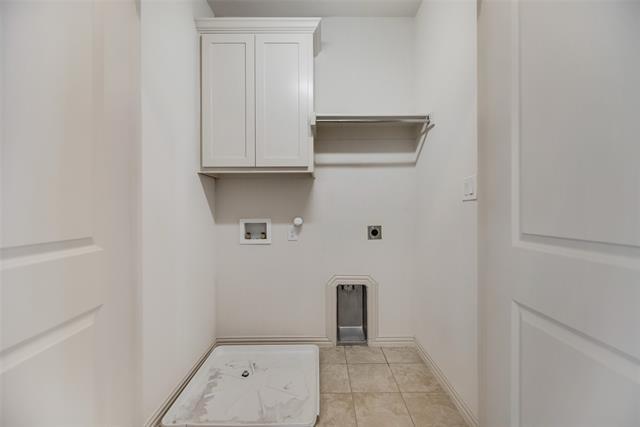 Building Photo - 7401 Chief Spotted Tail Dr