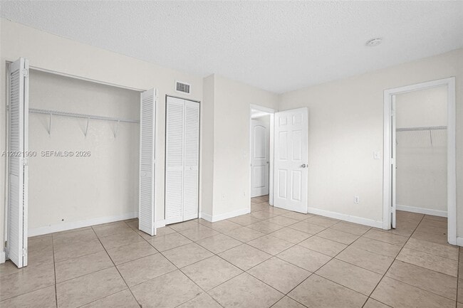 Building Photo - 400 NW 65th Ave
