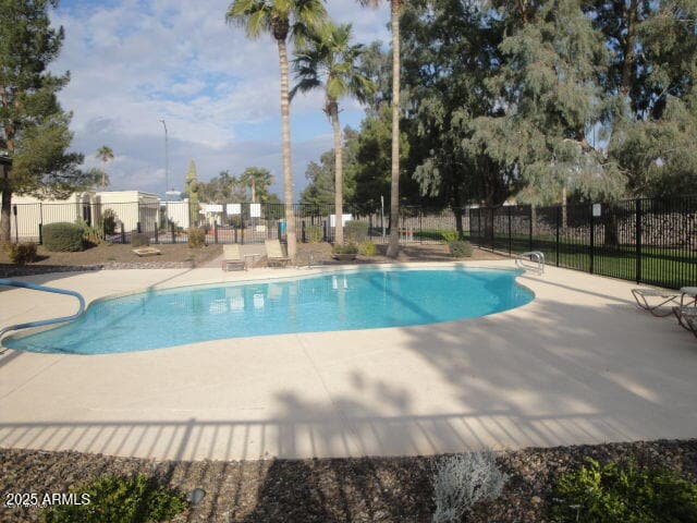 Building Photo - 2535 E Bluefield Ave