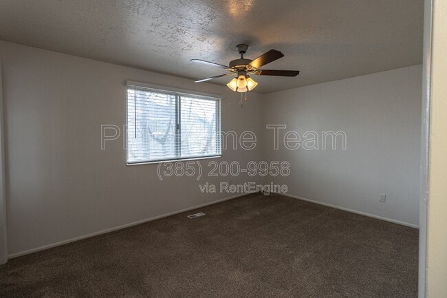 Building Photo - 1312 Roger Cir