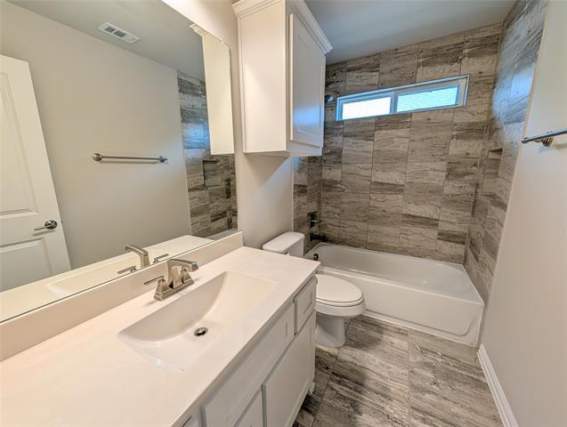 Building Photo - 2809 River Bend Pl