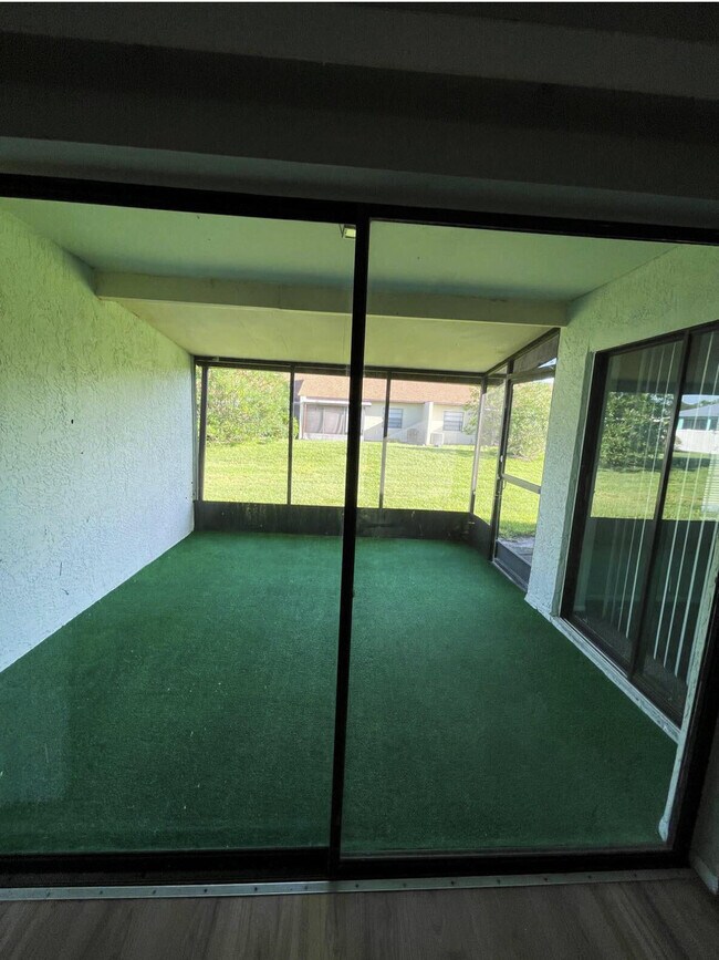 Building Photo - 6010 Indrio Rd