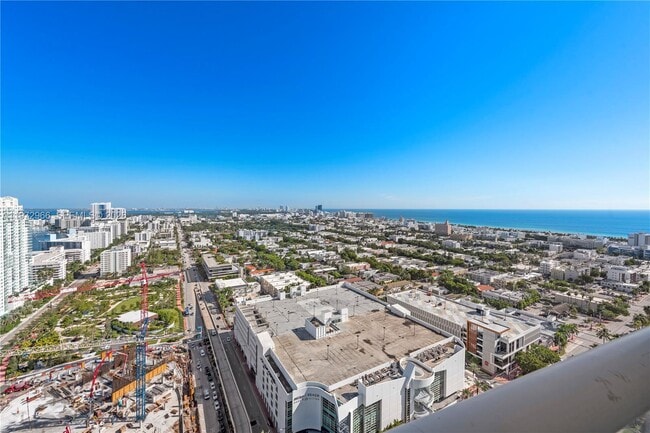 Building Photo - 450 Alton Rd