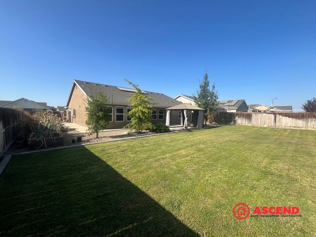 Building Photo - Gorgeous Home in Gossamer Grove!
