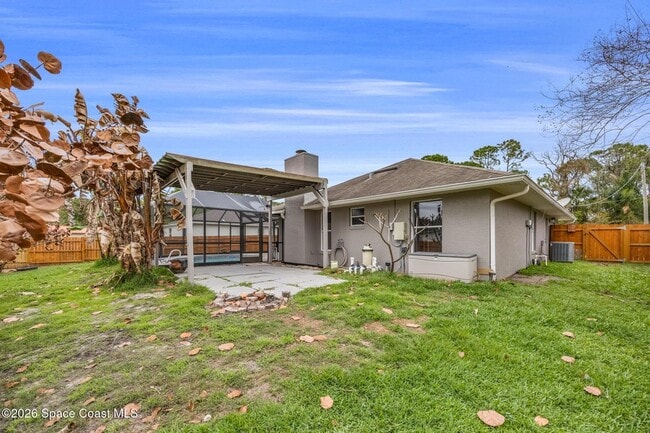 Building Photo - 5695 Graham St