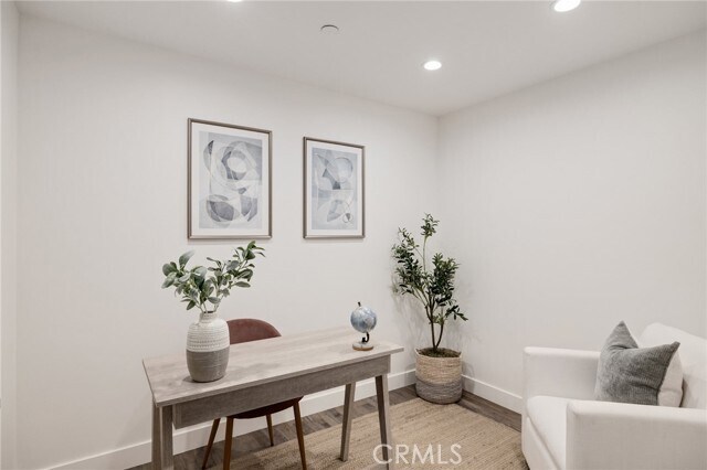 Building Photo - 201 S Juanita Ave