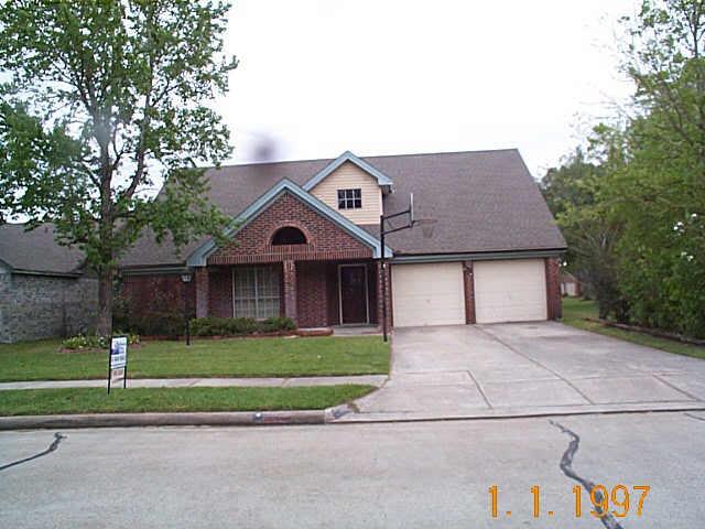 Primary Photo - 10806 Willowmist Dr