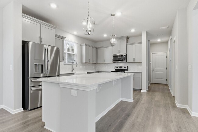 Building Photo - 3725 Hoggett Ford Rd