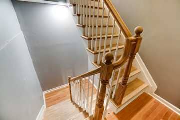 Building Photo - 852 Lincoln Ave