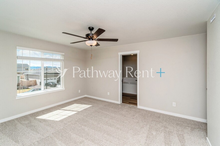 Building Photo - 9494 Yampa St