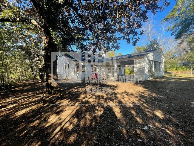 Building Photo - 1256 Winton Ave