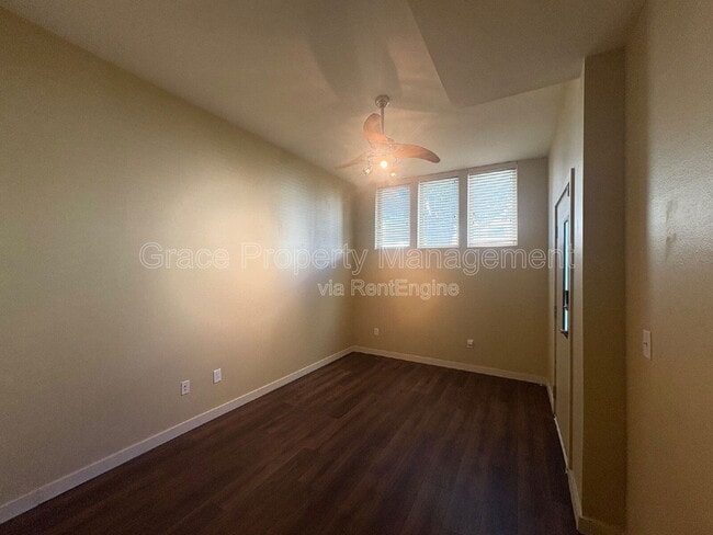 Building Photo - 3400 Larimer St