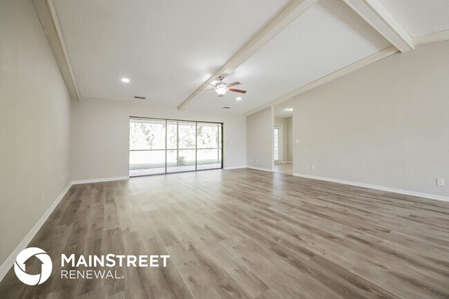 Building Photo - 16280 Willow Stream Ln