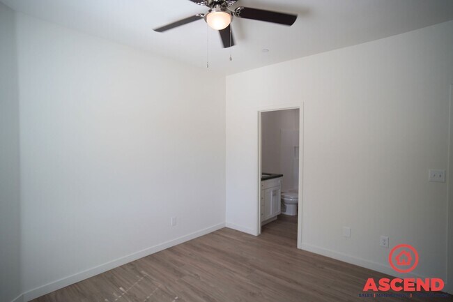 Building Photo - 8300 Grandy St