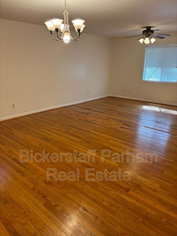 Building Photo - 5410 Kennedy St